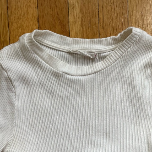 White, sweater top! - Picture 3 of 4